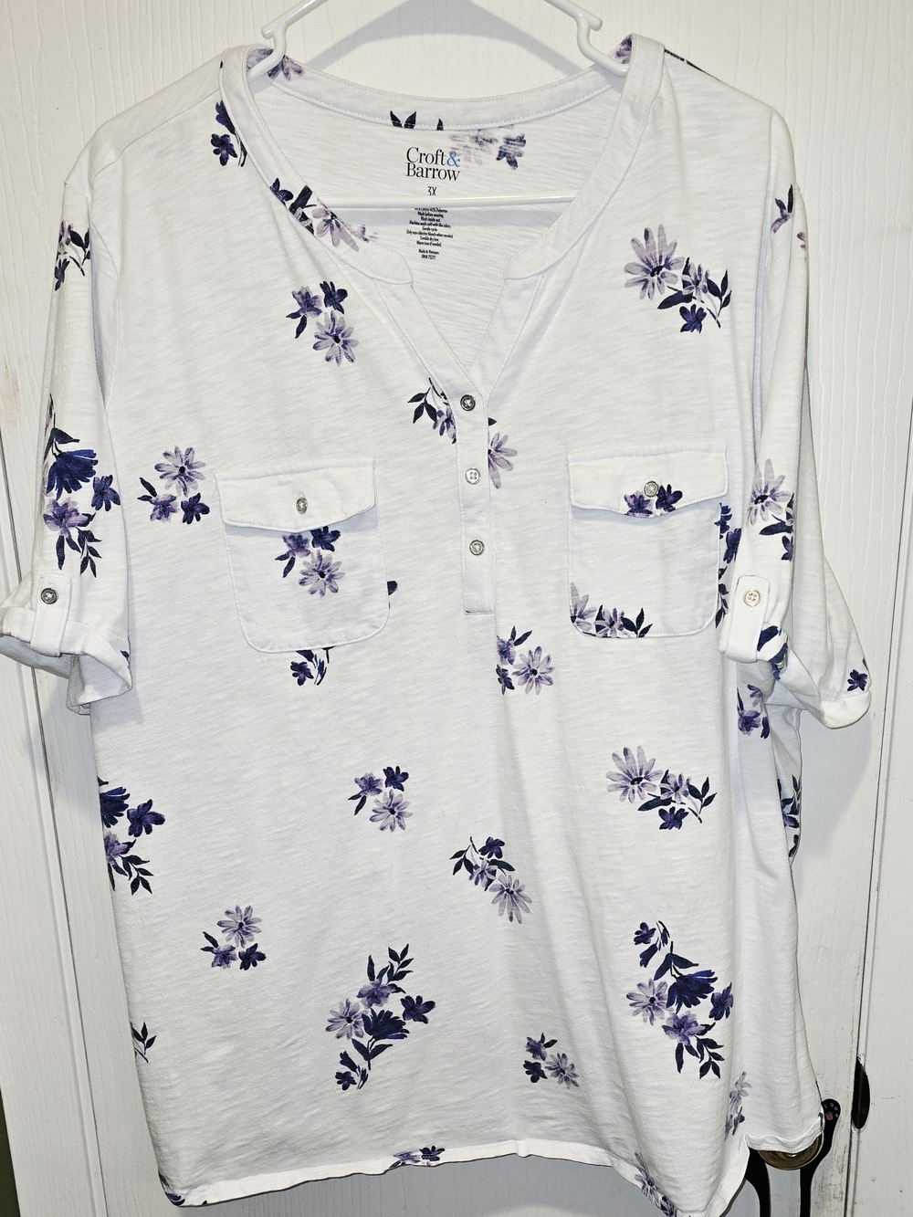 croft & barrow White Henley Tunic with Purple Floral Print 3x